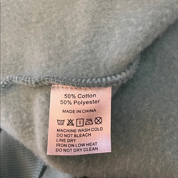 Strawberry Milk Mob Reason #87 Why I Love Men Crewneck Sweatshirt - Picture 6 of 12